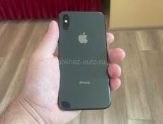 Продаю айфон 10