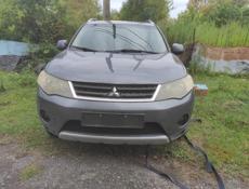 Mitsubishi Outlander XL
