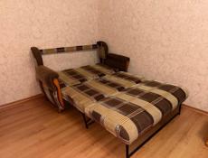 Продаю диван и кресло 