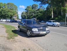 Mercedes-Benz 124