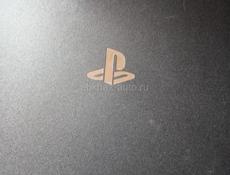 Продаю PS4 PRO 1Т