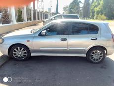 Nissan Almera