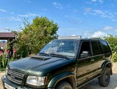 Isuzu Trooper