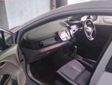 Honda FR-V