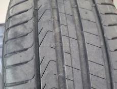 245 45 R18 две штуки  275 40 R18 две штуки 