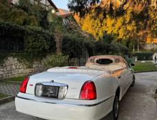 Lincoln Town Car