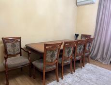 Продам стол и стулья 