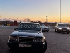 Mercedes-Benz 124