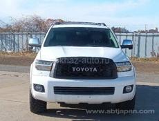 Toyota Sequoia