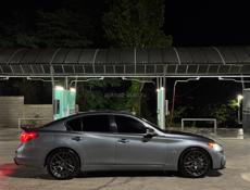 Infiniti Q30