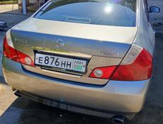 Nissan fuga