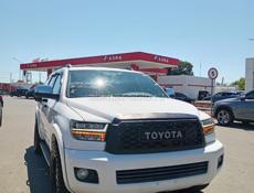 Toyota Sequoia