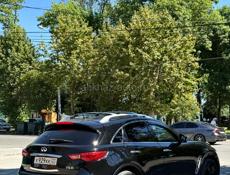 Infiniti FX