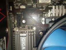 Материнская плата Gigabyte