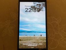 айфон  SE  2020 года 