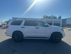 Toyota Sequoia