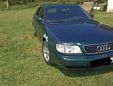 Audi 100