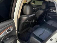 Nissan fuga