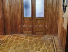 Срочно продам 3-х к. Квартиру в Пицунда.  