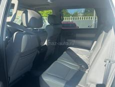 Toyota Sequoia