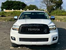 Toyota Sequoia