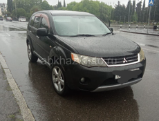 Mitsubishi Outlander XL