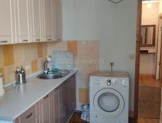 Продается 3-х комнатная квартира, 200 м от моря в Центре Сухума