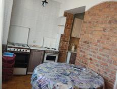 Продается 3-х комнатная квартира, 200 м от моря в Центре Сухума