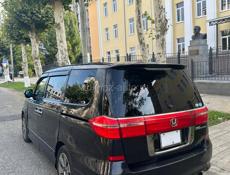 Honda Еlysion