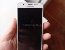 SAMSUNG GalaxyJ 7 