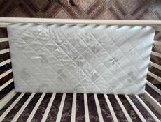 Продаётся кровать 120Х60 с матрасом 