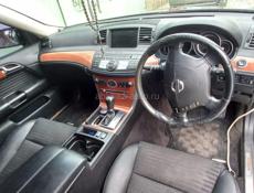 Nissan fuga