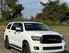 Toyota Sequoia