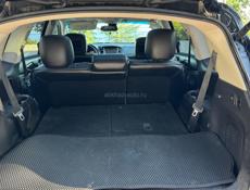 Infiniti QX56