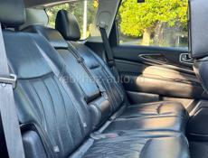 Infiniti QX56