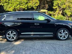 Infiniti QX56