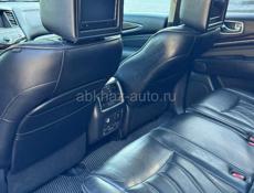 Infiniti QX56