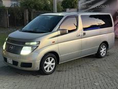 Nissan Elgrand