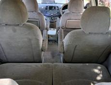Mitsubishi Grandis