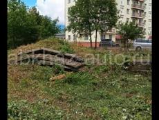 Хорошый участок за вокзалом по ул. Бегуа 62 участок 6 соток все документы на руках разрешение на построение дома тоже есть ПО ВАТСАПУ +79407010002