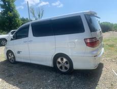 Toyota Alphard объем 2,4 