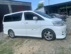 Toyota Alphard объем 2,4 