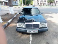 Mercedes-Benz 124