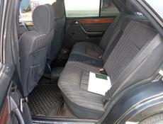 Mercedes-Benz 124