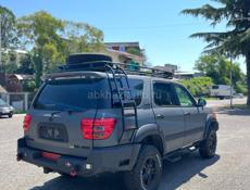 Toyota Sequoia