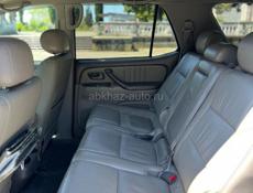 Toyota Sequoia