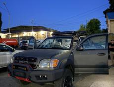 Toyota Sequoia