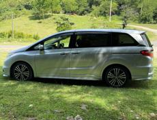 Honda Еlysion