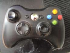Здравствуйте продам XBOX360 все хорошо не лагогает все кнопки работают 