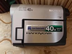 Видео камера SONY кассетная 
